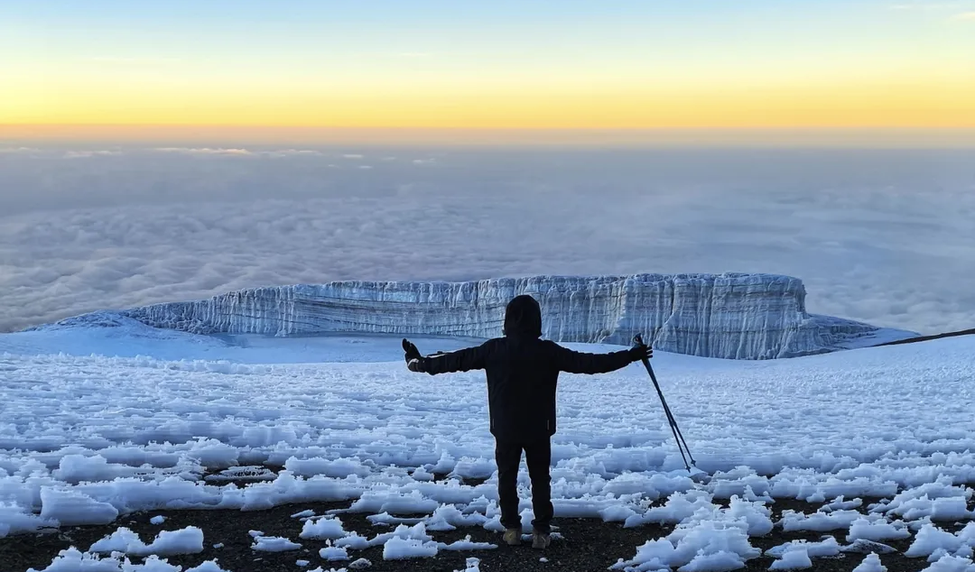 Guided Kilimanjaro climb, Mount Kilimanjaro climb, Kilimanjaro climbing tours
